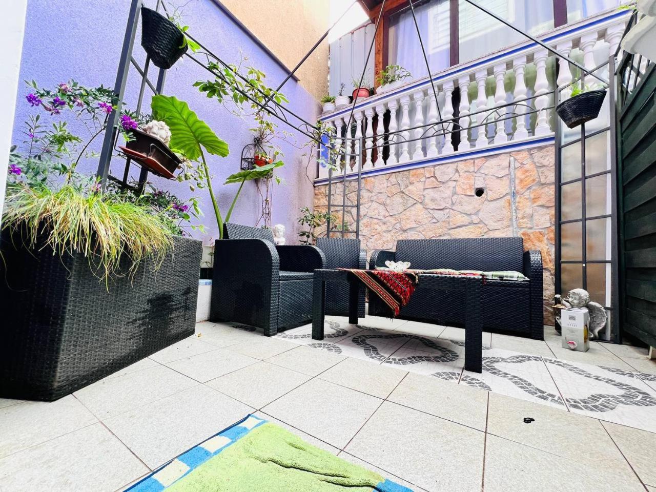 Apartman Mira *